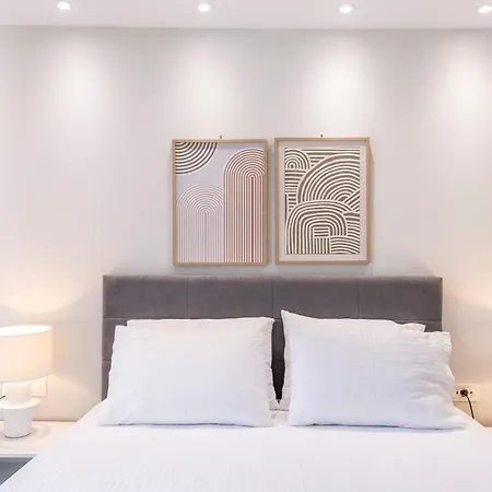 Orion Luxury Асини